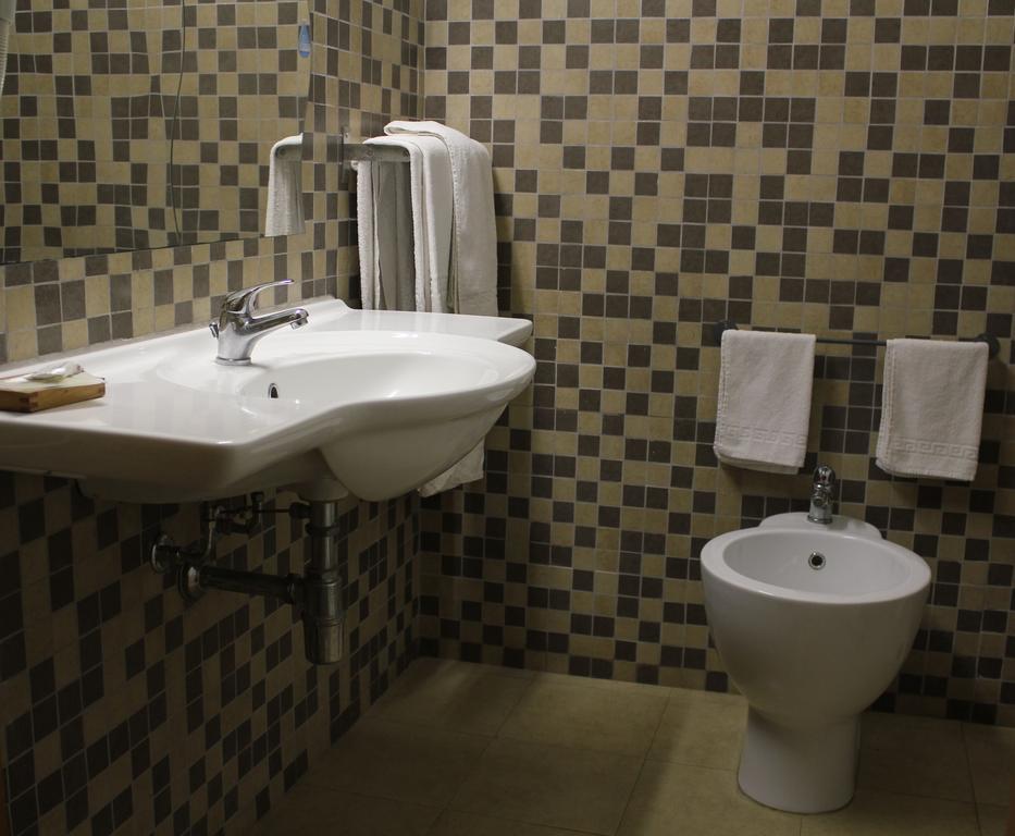 Hotel 106 Sellia Marina Chambre photo