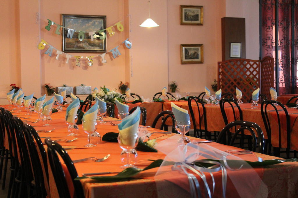 Hotel 106 Sellia Marina Extérieur photo