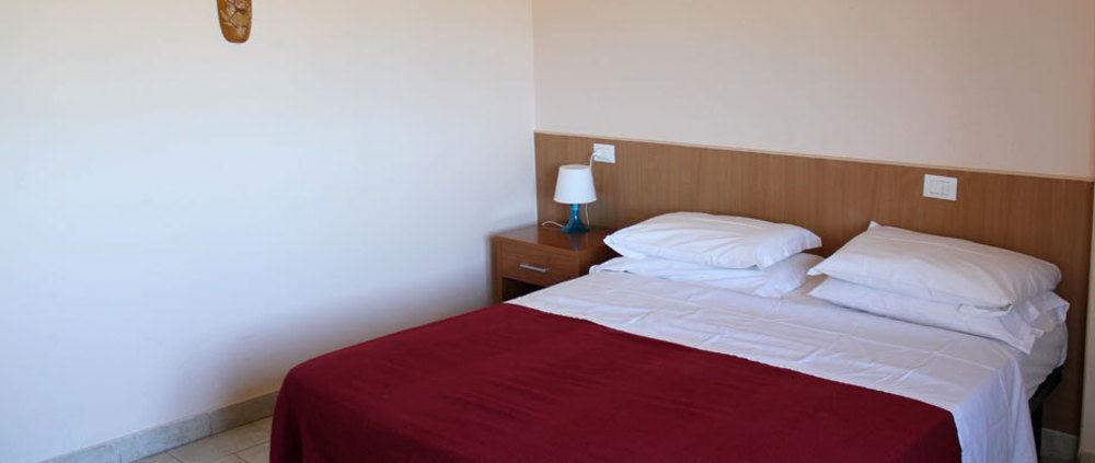 Hotel 106 Sellia Marina Extérieur photo